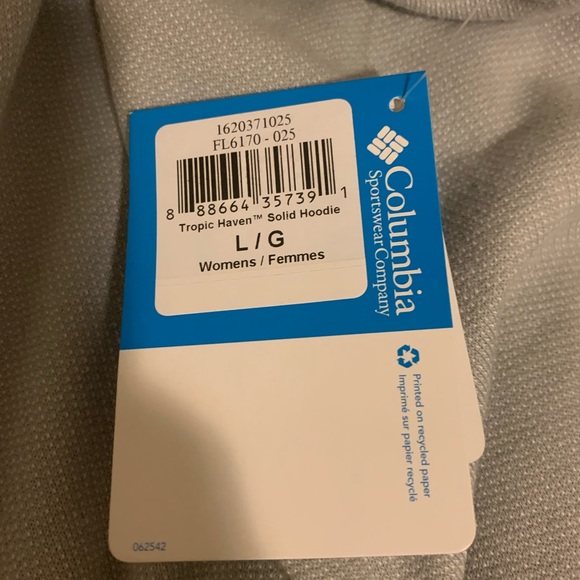 Columbia Woman’s Hoodie - Picture 6 of 6